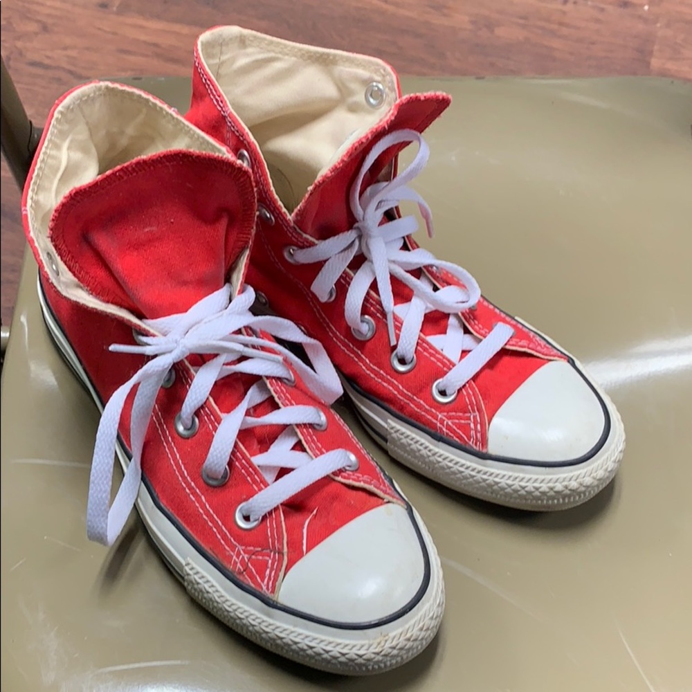 Red converse